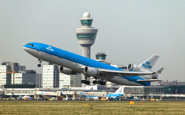 KLM MD-11