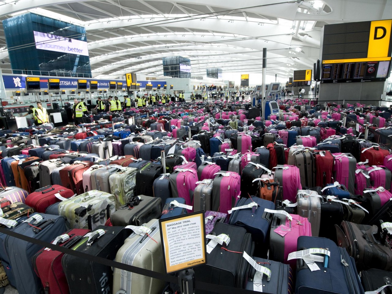 lost luggage tegel