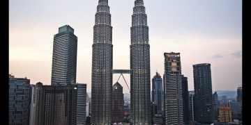 Vanuit mijn kamer een spectaculaire blik op de Petronas Towers