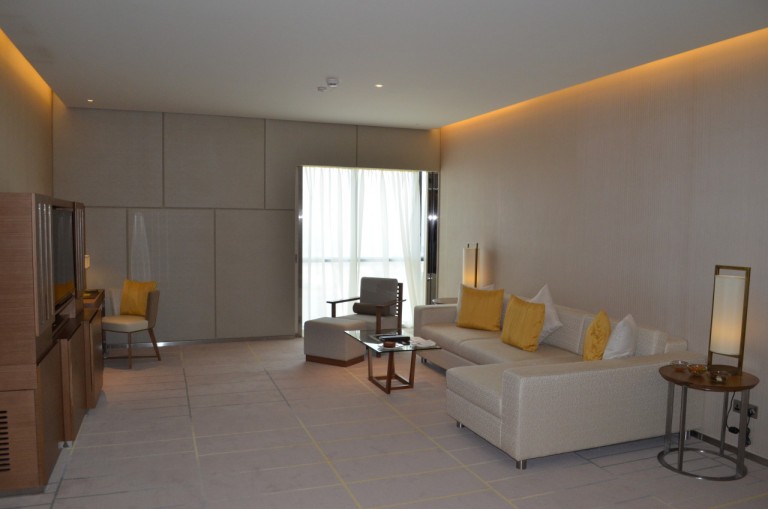 Emiri suite living room