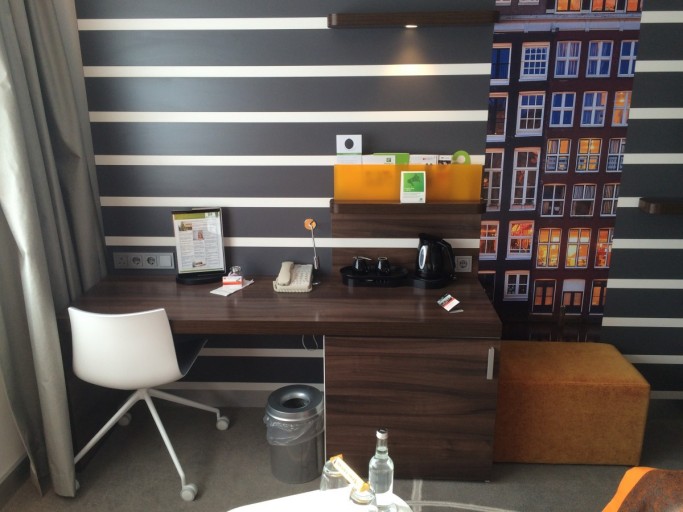 Holiday Inn Amsterdam - Desk