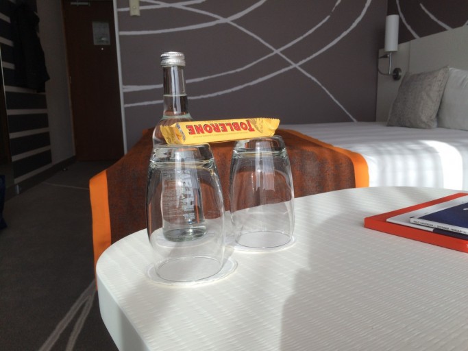 Holiday Inn Amsterdam - Free water & candy