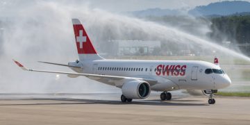 Swiss CS100 naar Schiphol