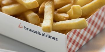 Belgische frieten bij Brussels Airline