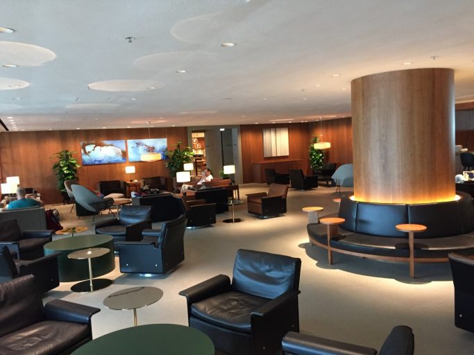 Cathay Pacific The Pier Business Class Lounge