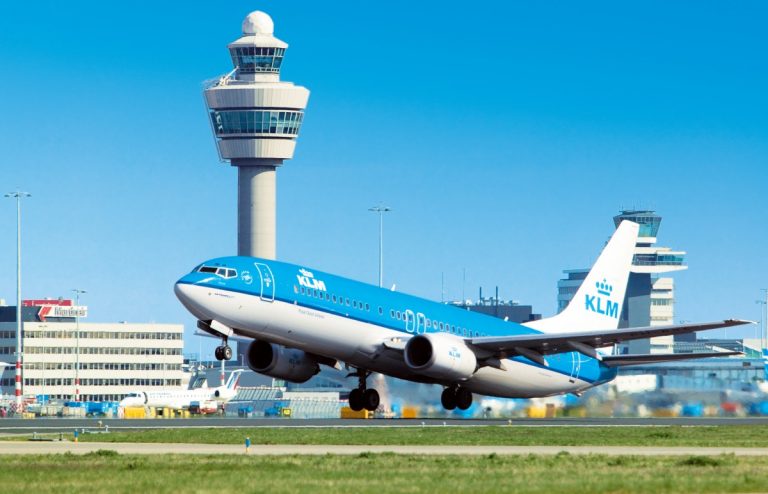 KLM grondpersoneel staakt