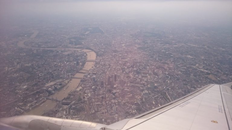 British Airways A319. Een prachtige view over London!