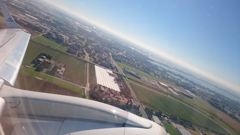 KLM Embraer 190, take off