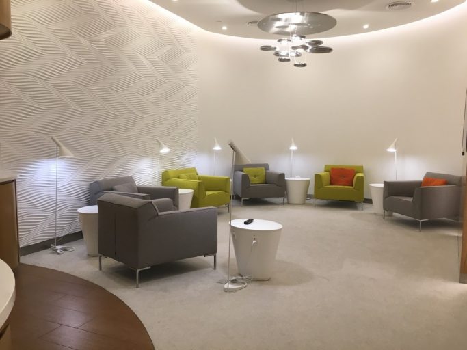 skyteam lounge dubai