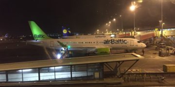 airBaltic CS300 Schiphol