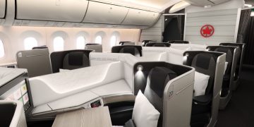 Air Canada 787 Dreamliner Business Class