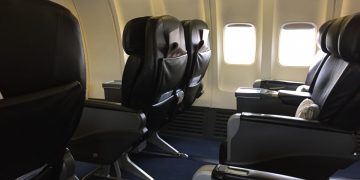 Malaysia Airlines B737 business class