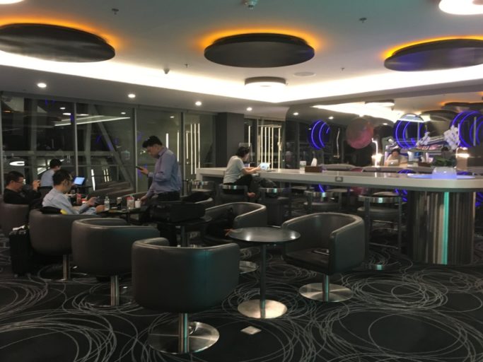 eva air lounge bangkok