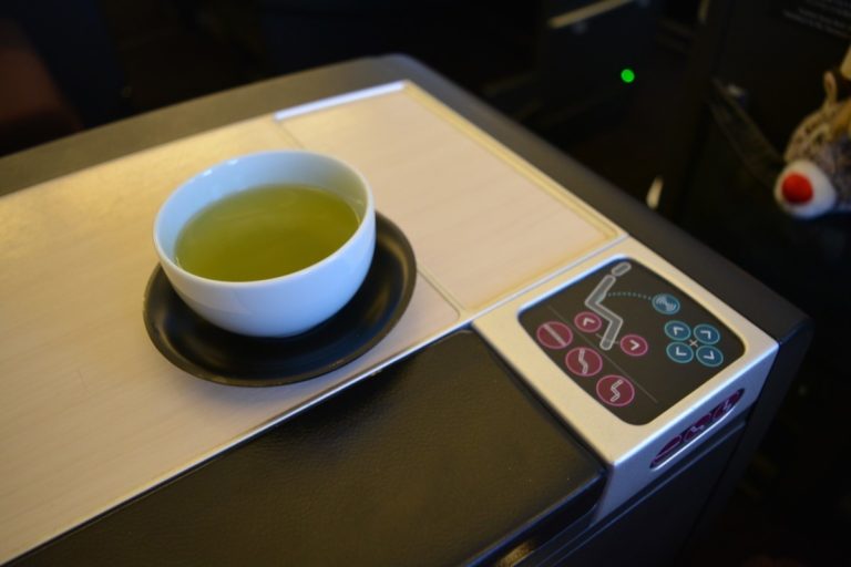 Japan Airlines, review, business class, Boeing 767, JAL Sky suite II, JAL Sky suite 2