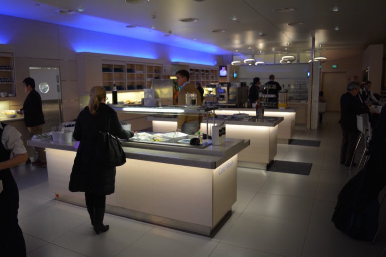 Finnair, lounge, helsinki, Finnair Lounge, Review