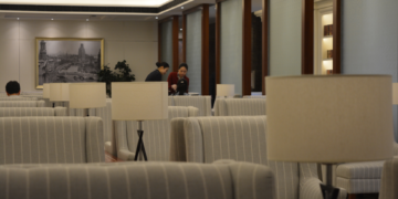 Japan Airlines, Air France, lounge, review, Shanghai, lounge 39