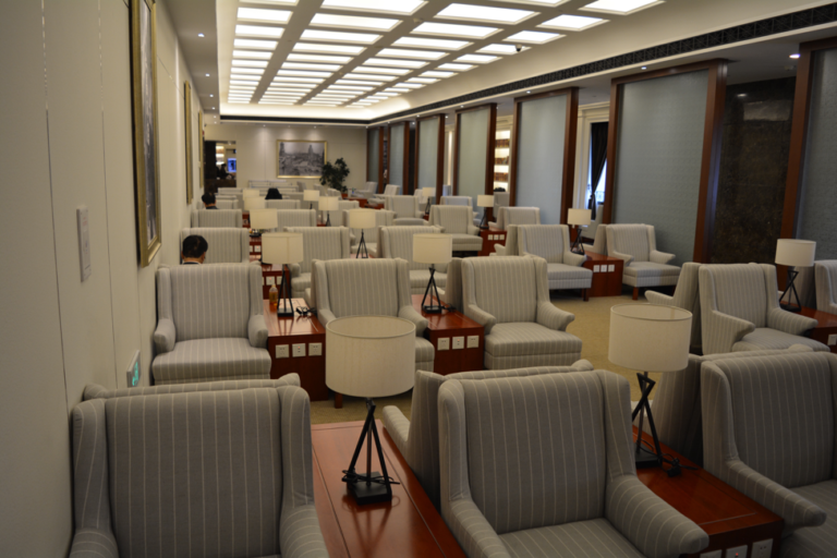 Japan Airlines, Air France, lounge, review, Shanghai, lounge 39