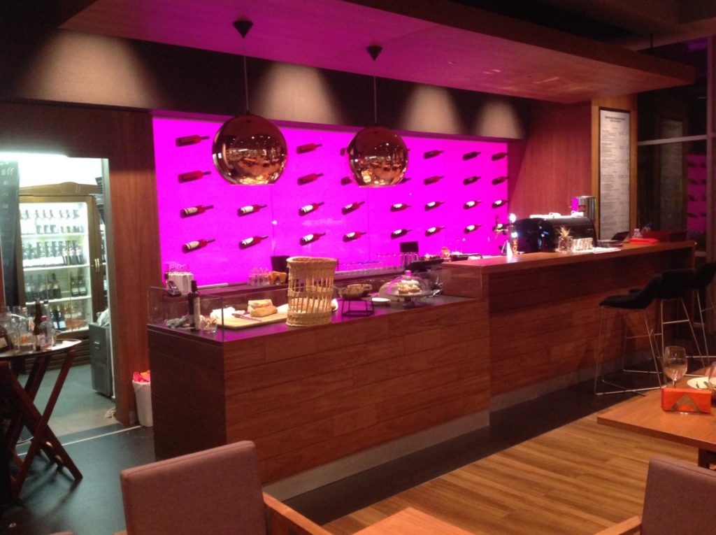 Bar, Hotel, Novotel, Boekarest