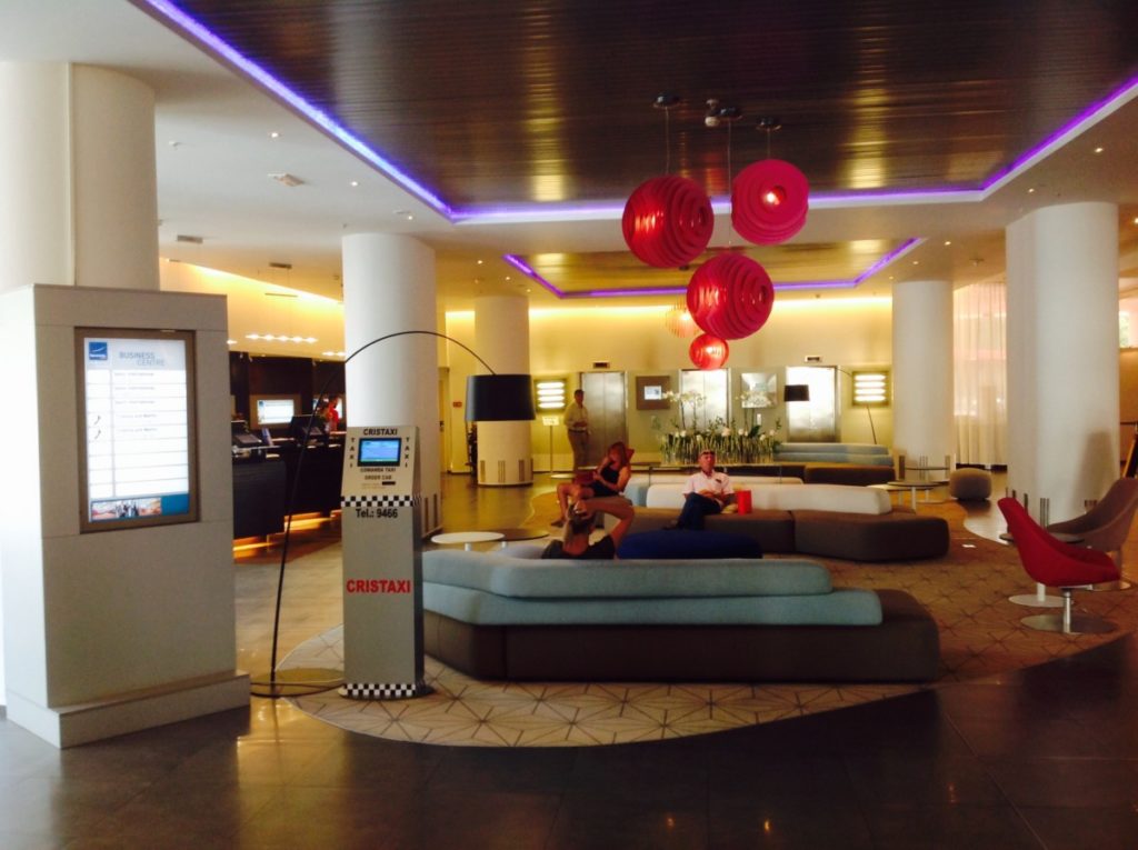 Lobby, Novotel, Boekarest
