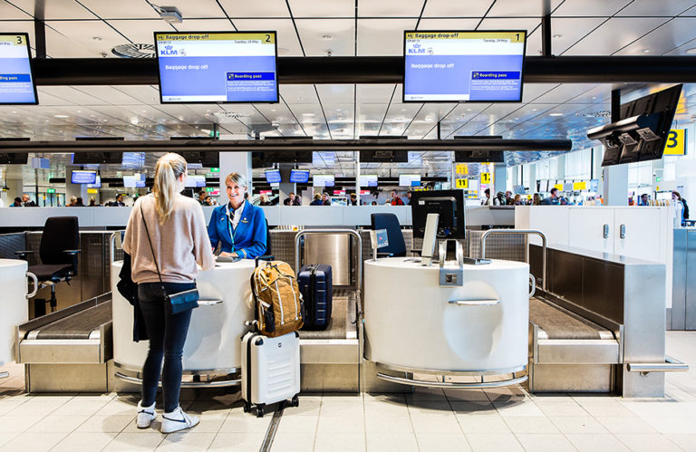 schiphol check in