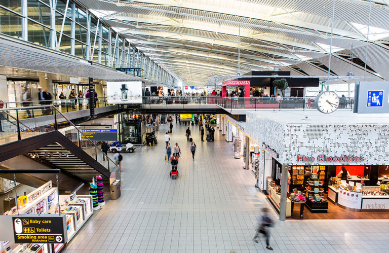 schiphol lounge