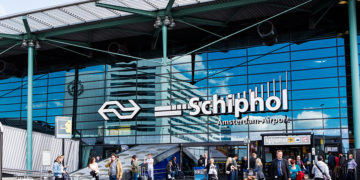 Schiphol exterieur Terminal