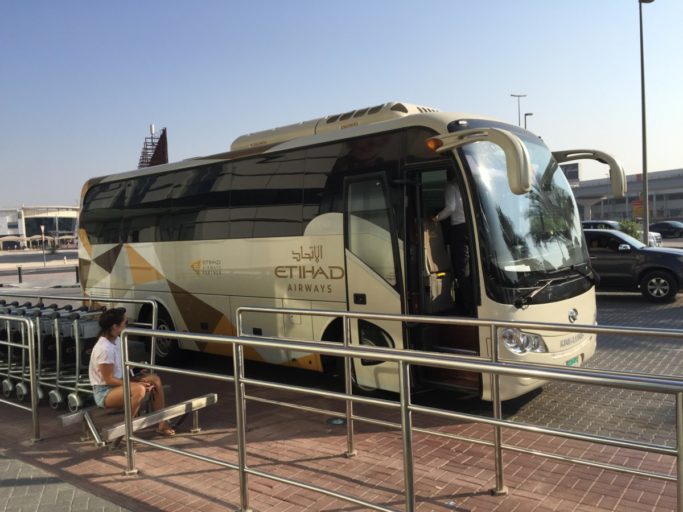 Etihad bus shuttle Abu Dhabi Dubai