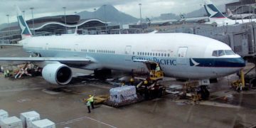 cathay pacific, business class, review, boeing 777