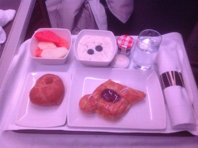 cathay pacific, business class, ontbijt, a330, Hong Kong