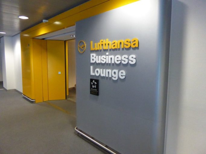 lufthansa business class lounge