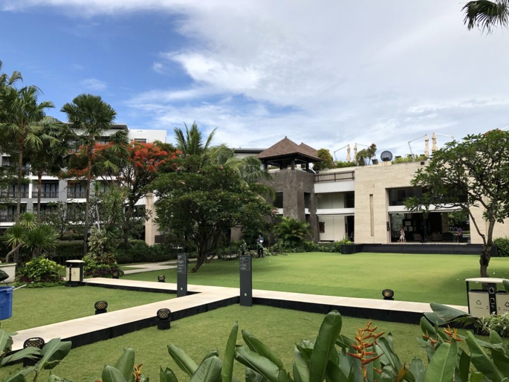 Pullman Bali Legian Beach Resort