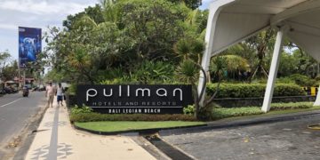 Pullman Bali Legian Beach Resort