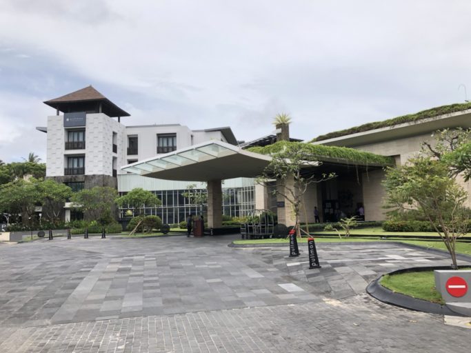 Pullman Bali Legian Beach Resort