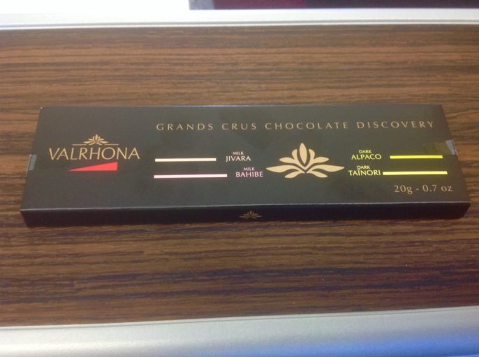 chocolade, landing, qatar airways