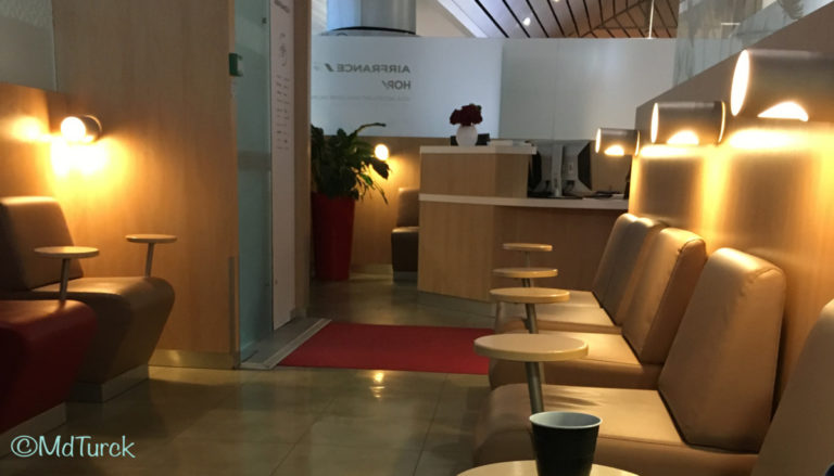 Review Air France Lounge Lyon Saint-Exupéry Airport