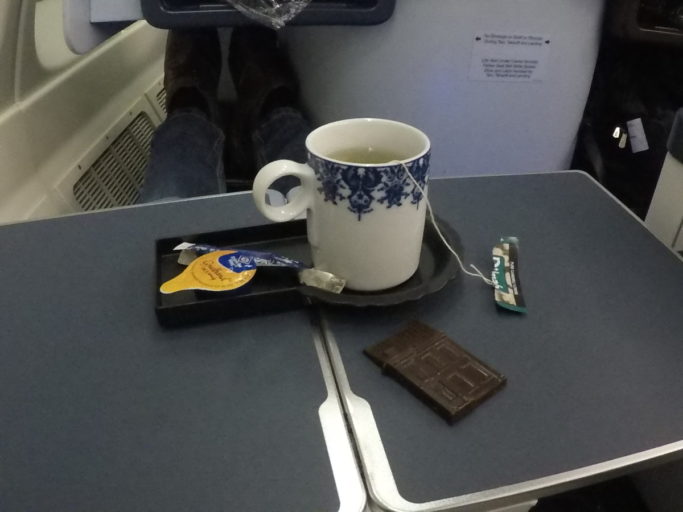 thee, chocolade, klm, business class