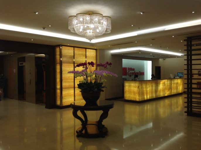 hilton, garden inn, hanoi, receptie