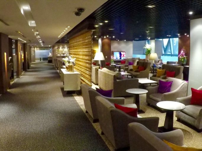 thai airways, royal first, lounge, bangkok