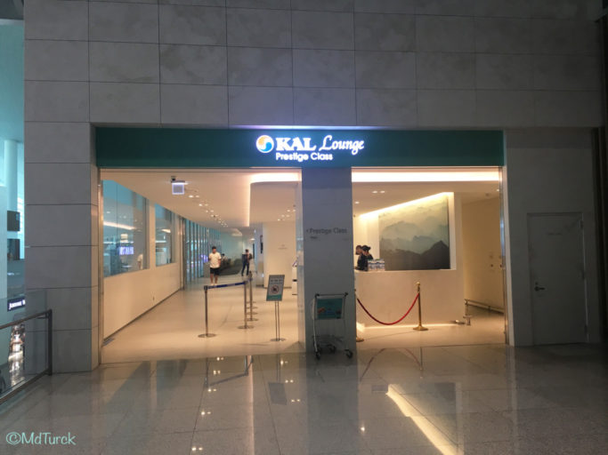 Review KAL Prestige Class Lounge East & West Seoul Incheon Airport