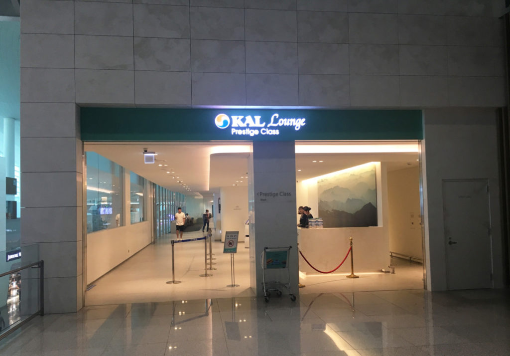 Review KAL Prestige Class Lounge East & West Seoul Incheon Airport