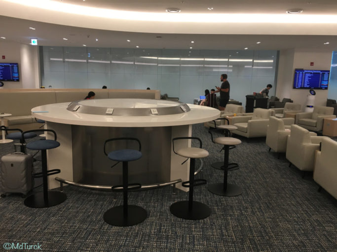 Review KAL Prestige Class Lounge East & West Seoul Incheon Airport