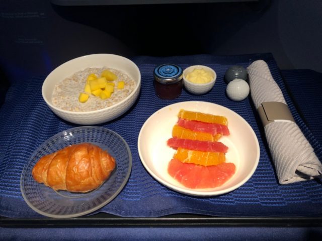 united airlines, polaris, business class, voorgerecht