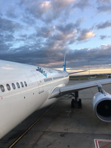 Review - Garuda Indonesia Melbourne - Bali Denpasar Economy Airbus A330