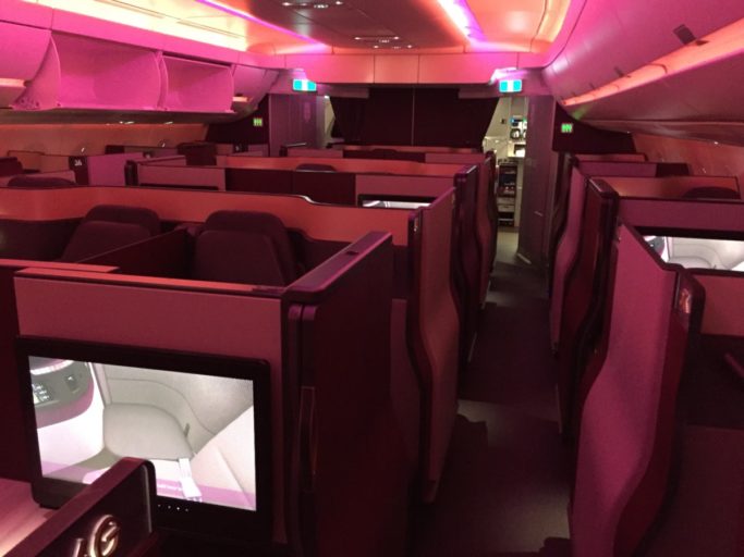 Qatar Airways QSuite A350-1000