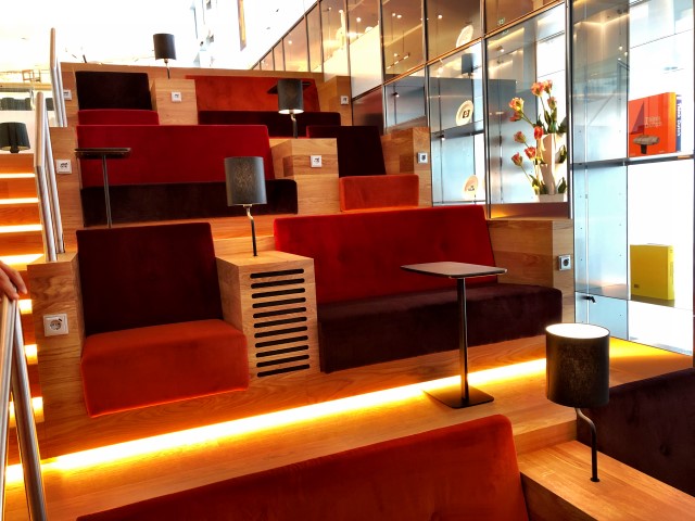 KLM Crown Lounge