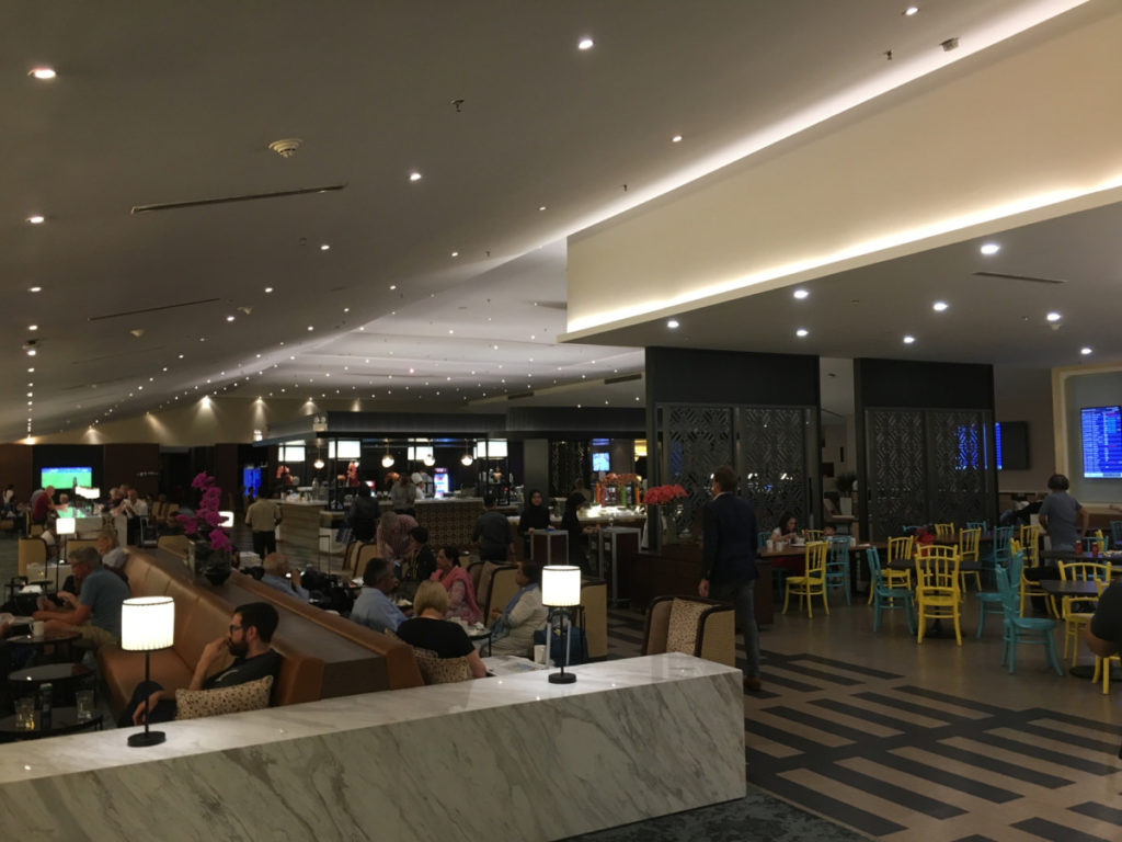 Review - Malaysia Golden Lounge Satellite Kuala Lumpur Airport