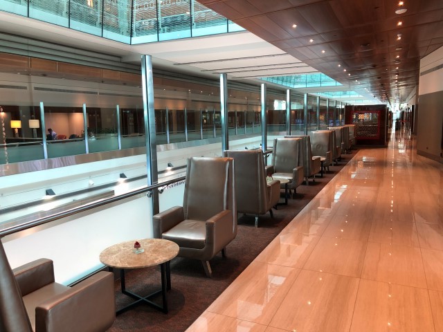 emirates business class lounge concourse B terminal 3 dubai