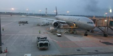 Review KLM World Business Class Jakarta - Kuala Lumpur - Fifth Freedom