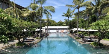 hilton, garden inn, ngurah rai airport