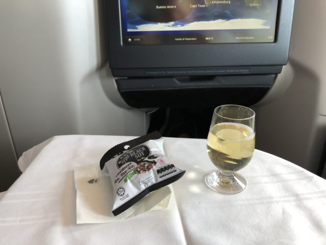 champagne, nootjes, Malaysia airlines